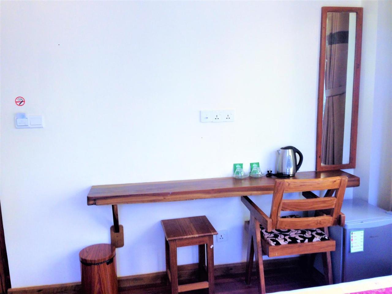 Gyeiktaw Kyaw Myanmar Hotel מראה חיצוני תמונה