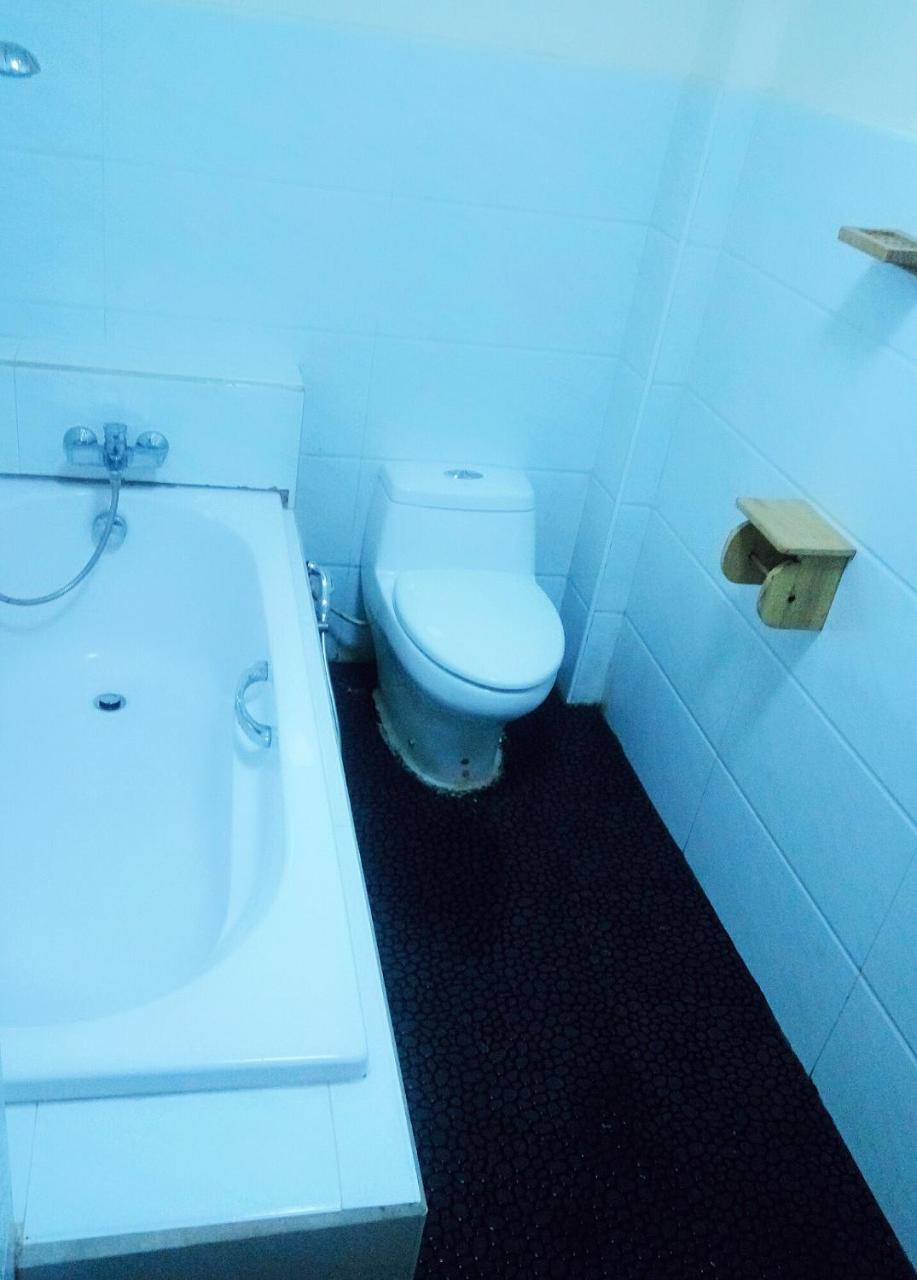 Gyeiktaw Kyaw Myanmar Hotel מראה חיצוני תמונה